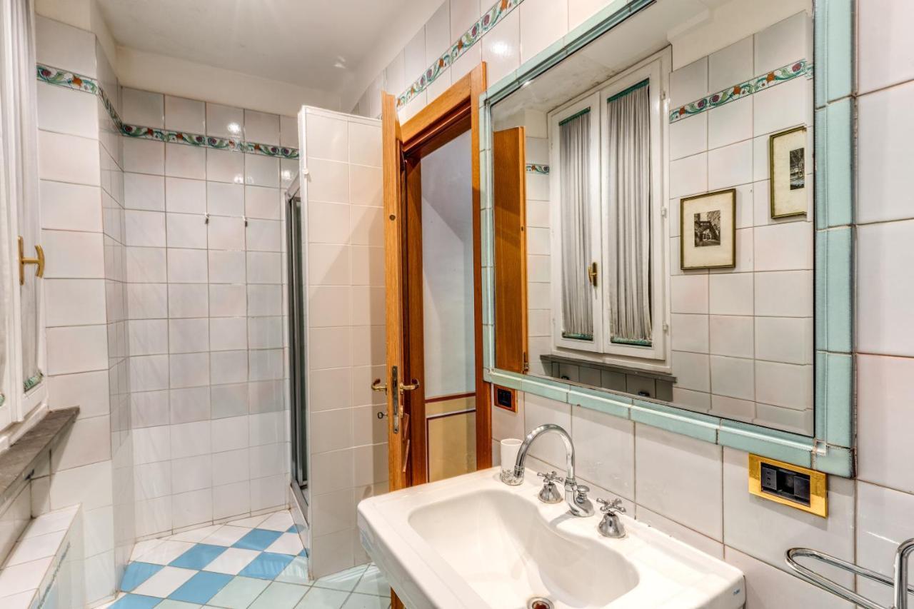 ローマLovely Flat By The Trevi Fountainアパートメント エクステリア 写真